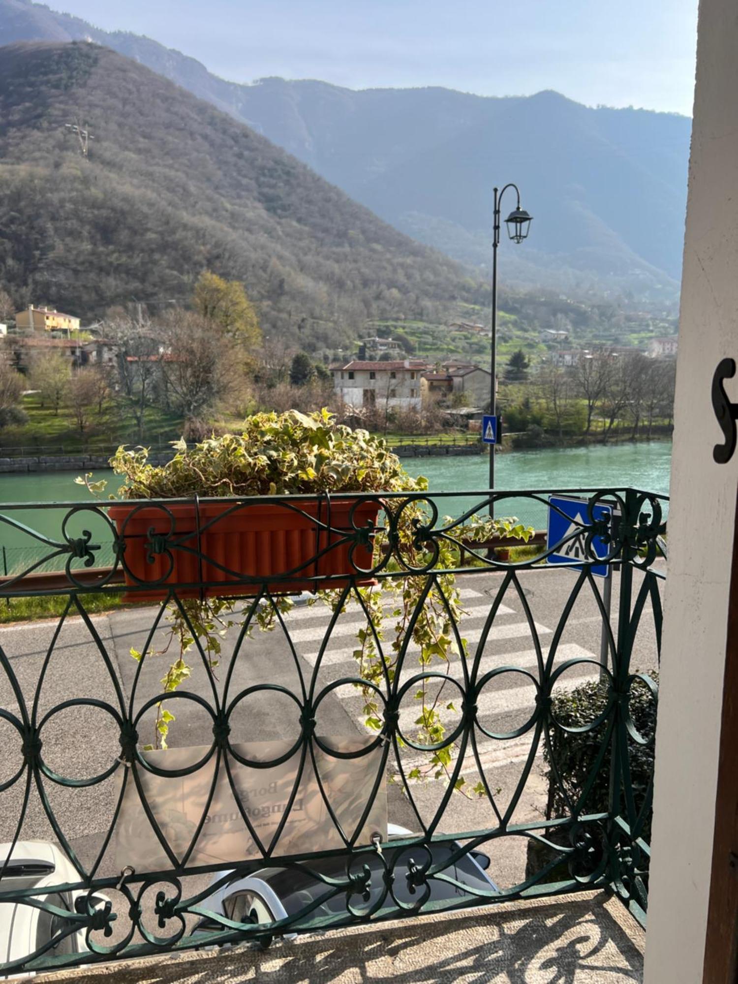 Borgo Lungofiume B&B Valbrenta Екстериор снимка